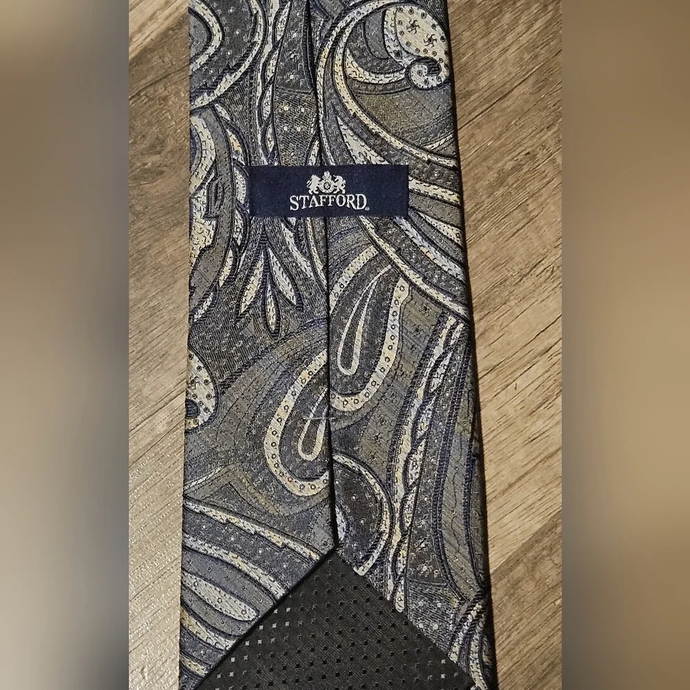 💚stafford tie‎ Gray Blue  Silk🩵